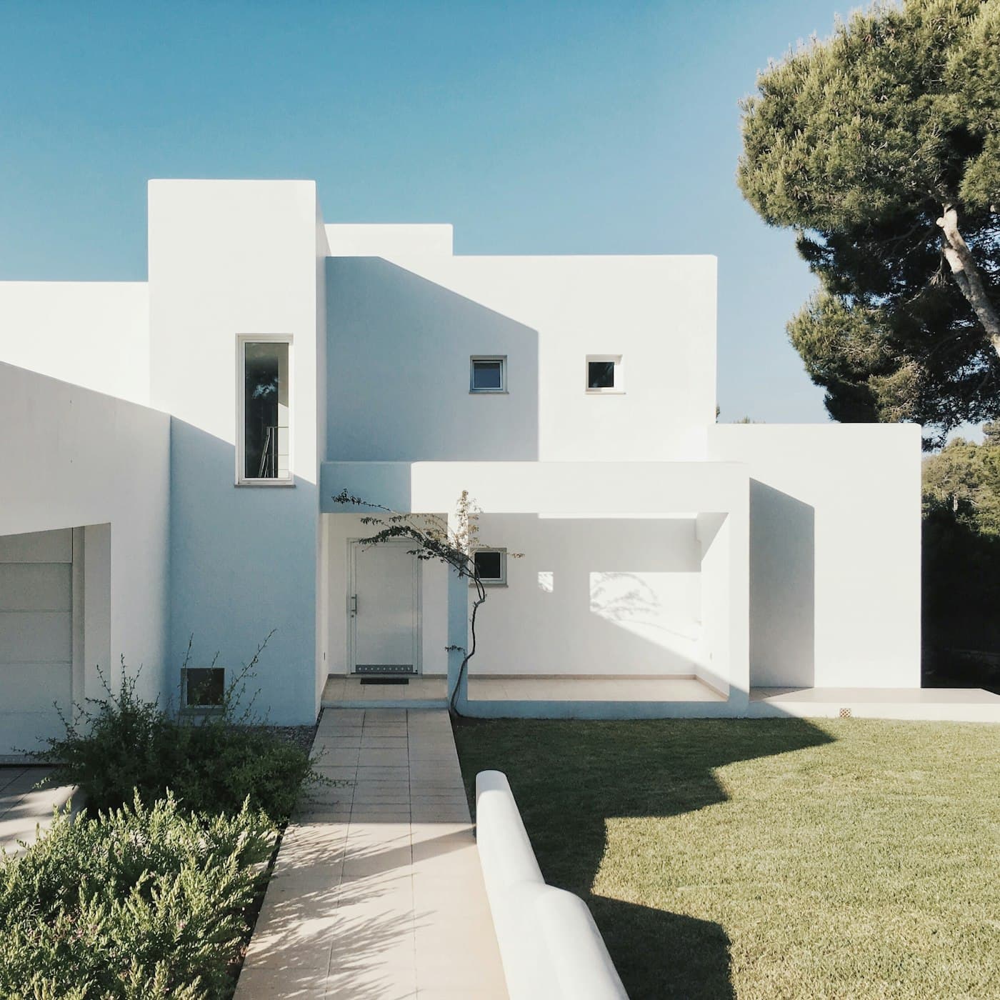Groza Modular Show House
